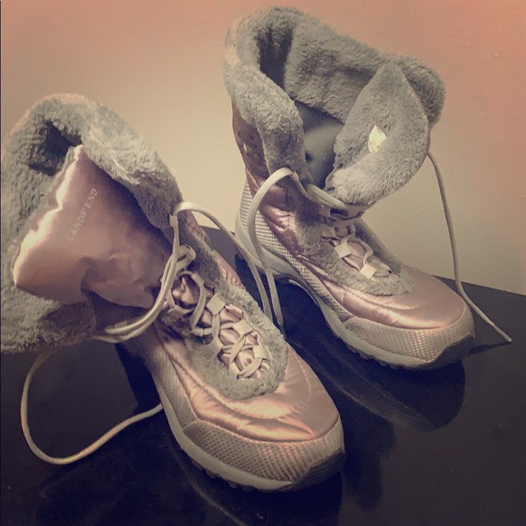 Women’s Lands End Boots in great shape. - Picture 1 of 7